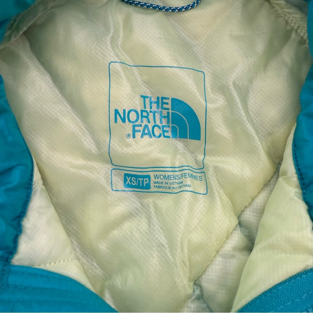 The north face thermoball jacket size XS - Picture 11 of 13